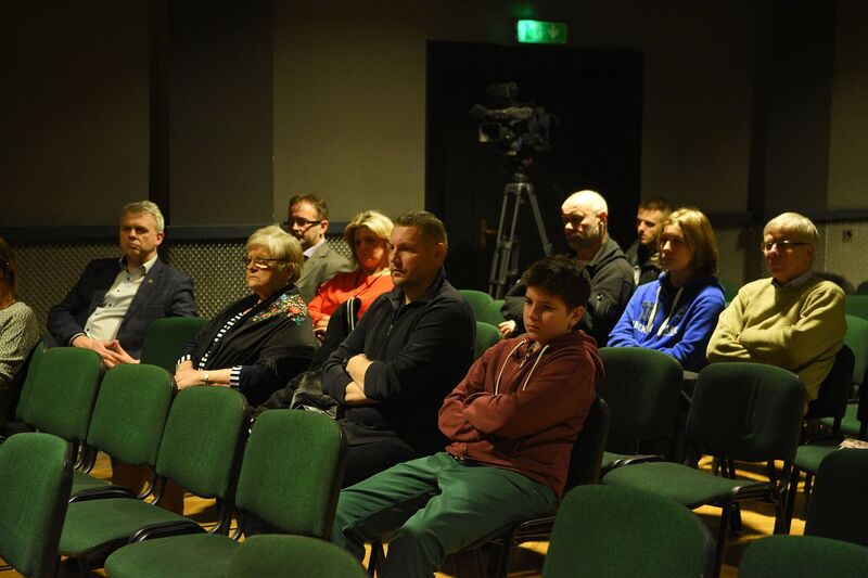 Narodowy Dzień Pamięci Żołnierzy Wyklętych w Gnieźnie. Spotkanie z dr Agnieszką Łuczak i Karoliną Wichowską z IPN, autorką książki „Łączka” 
