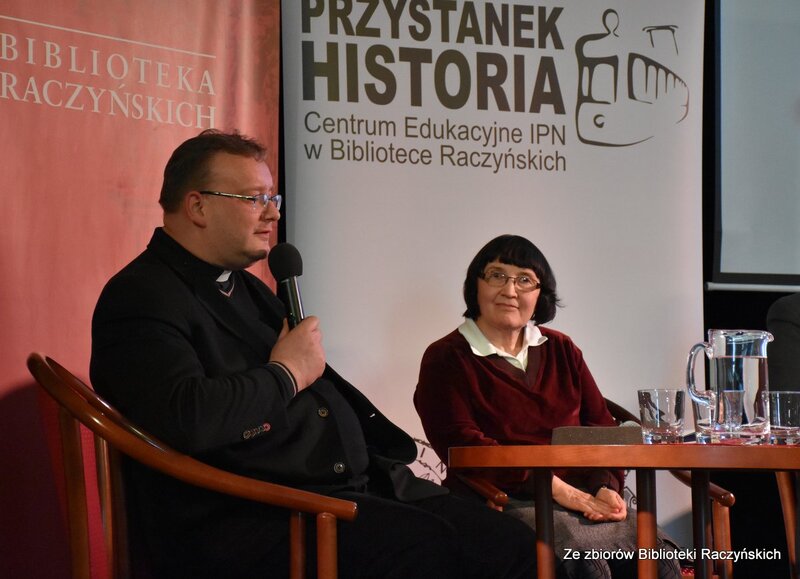 Dyskusja wokół publikacji IPN „Drezdeński szafot” w Centrum Edukacyjnym IPN „Przystanek Historia” w Bibliotece Raczyńskich. Na zdj. od lewej: ks. dr Jarosław Wąsowicz SDB, Aleksandra Pietrowicz
