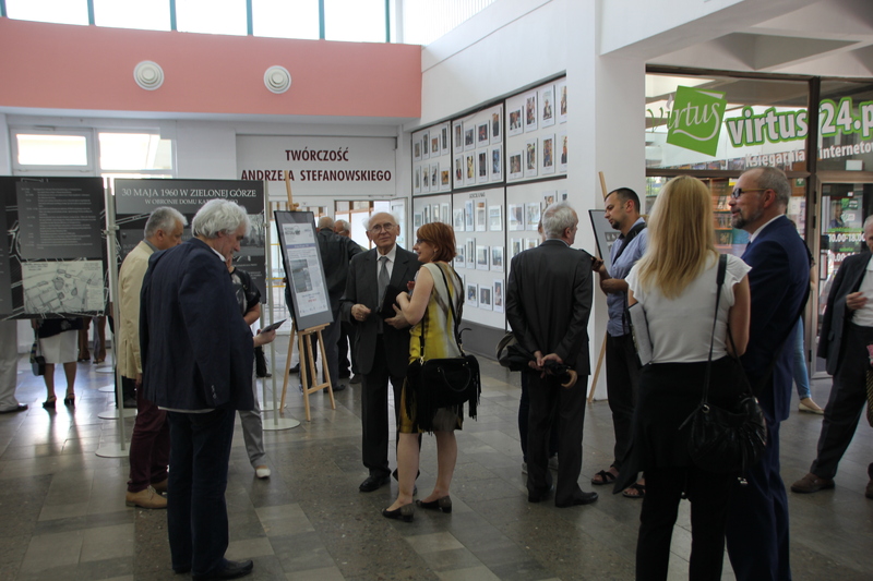 Uroczystości upamiętniające Wydarzenia Zielonogórskie z 30 maja 1960 roku. Otwarcie wystawy IPN w WiMBP im. C.Norwida w Zielonej Górze 