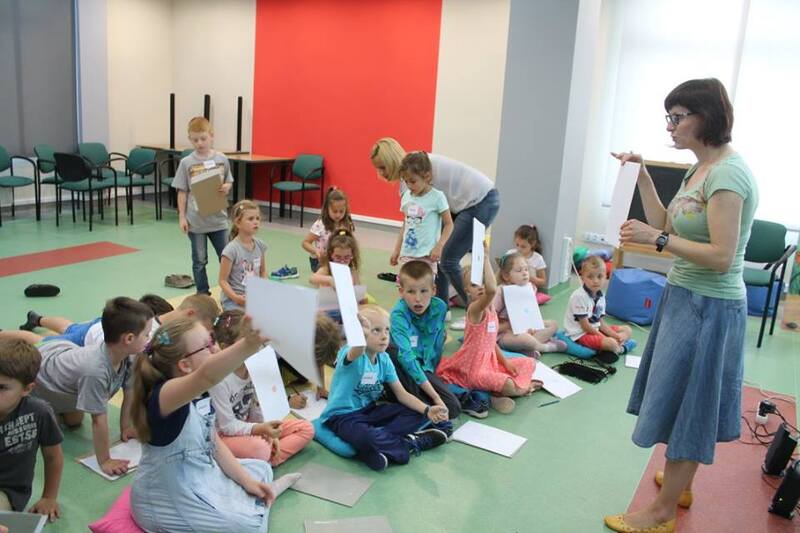 Zajęcia edukacyjne „Polak mały – polskie symbole narodowe” w Bibliotece Pana Kleksa w Zielonej Górze