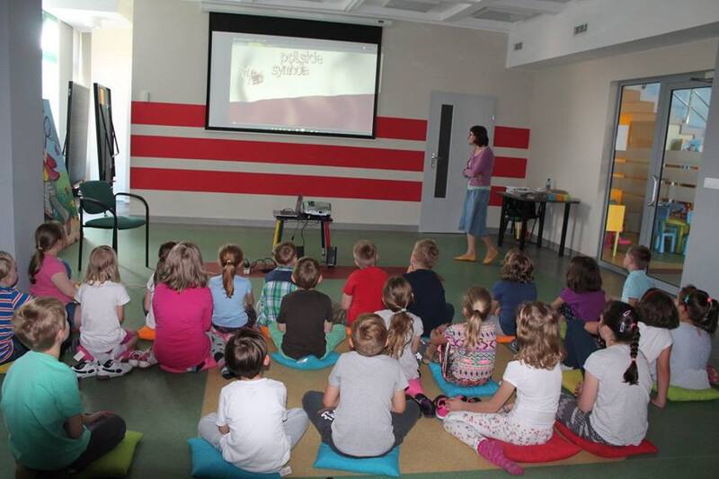 Zajęcia edukacyjne „Polak mały – polskie symbole narodowe” w Bibliotece Pana Kleksa w Zielonej Górze