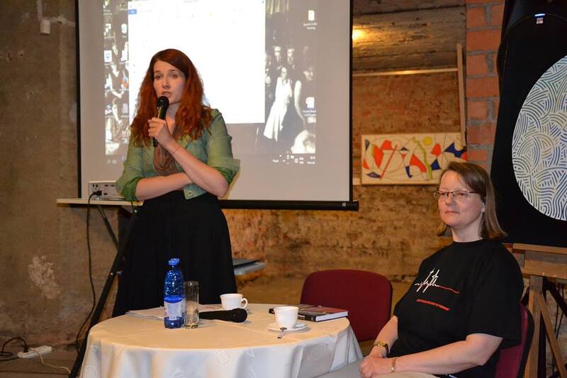 Spotkanie dyskusyjne wokół książki Karoliny Bittner „Piosenka w służbie propagandy. Festiwal Piosenki Żołnierskiej w Kołobrzegu 1968–1989” z udziałem autorki i prof. dr hab. Doroty Skotarczak  w Centrum Edukacyjnym IPN „Przystanek Historia” w Miejskiej Bi