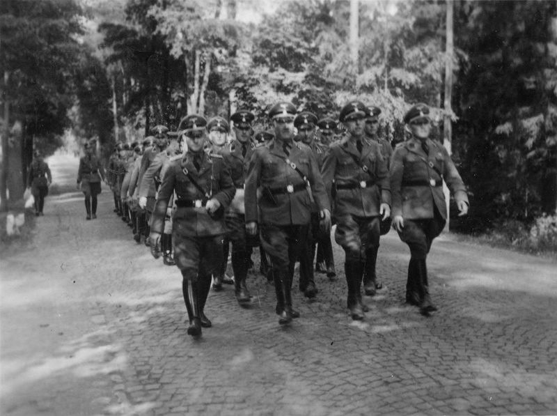 3. Funkcjonariusze Einsatzgruppe V. Ze zbiorów IPN