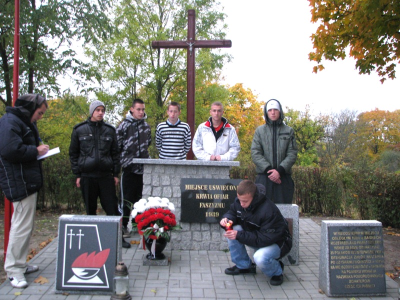 3. akcja „Zapal znicz pamięci” – Poznań, 23 października 2011