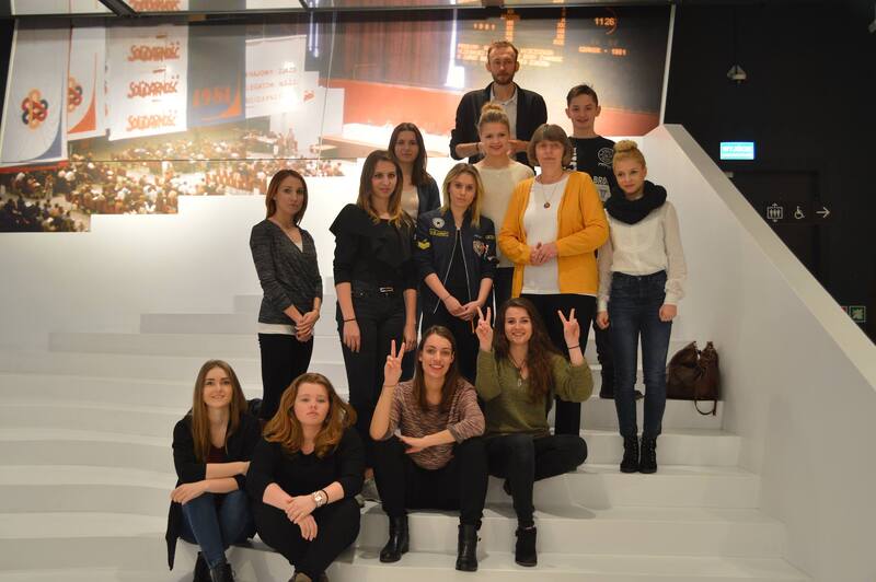 Uczestnicy III edycji projektu filmowego „Opowiem Twoją historię" w gdańskim ECS