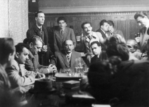 Posiedzenie Rady Ministrów, pośrodku Imre Nagy /Fortepan /Gödér Hajnal