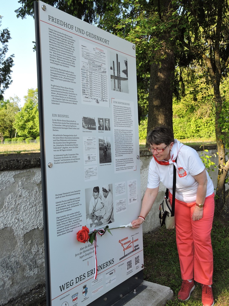 Cmentarz w miejscowości Indersdorf. Fot. Jerzy Osypiuk