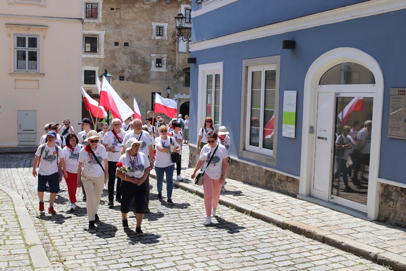 Wejście na rynek miasteczka Mauthausen. Fot. Tomasz Cieślak