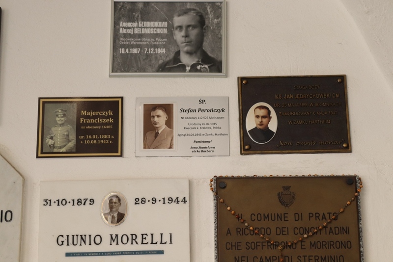 Wizyta polskiej delegacji w Zamku Śmierci Hartheim. Fot. Tomasz Cieślak