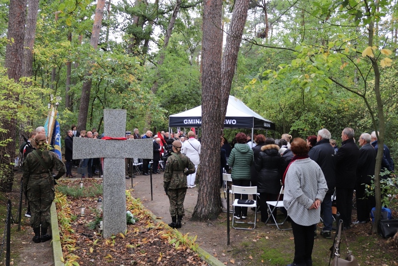 V Marsz Pamięci w Lasach Palędzia i Dąbrówki