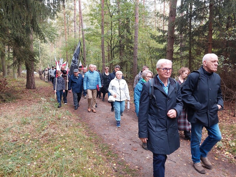 V Marsz Pamięci w Lasach Palędzia i Dąbrówki