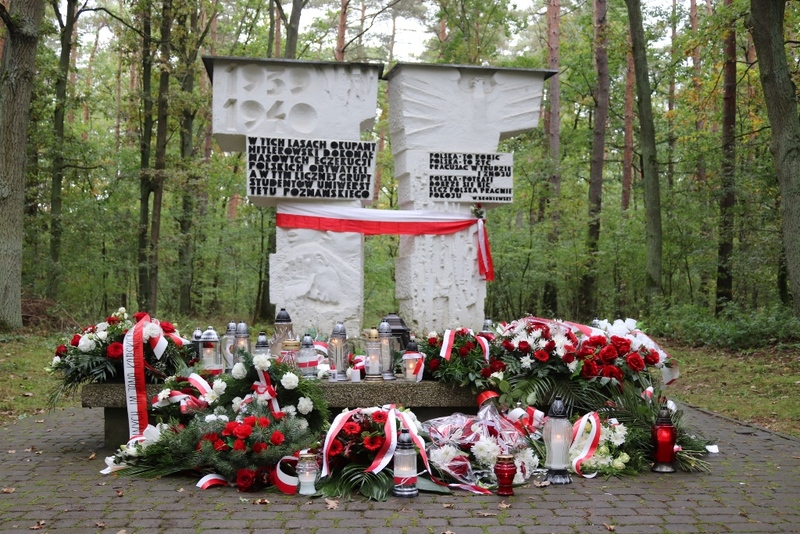 V Marsz Pamięci w Lasach Palędzia i Dąbrówki